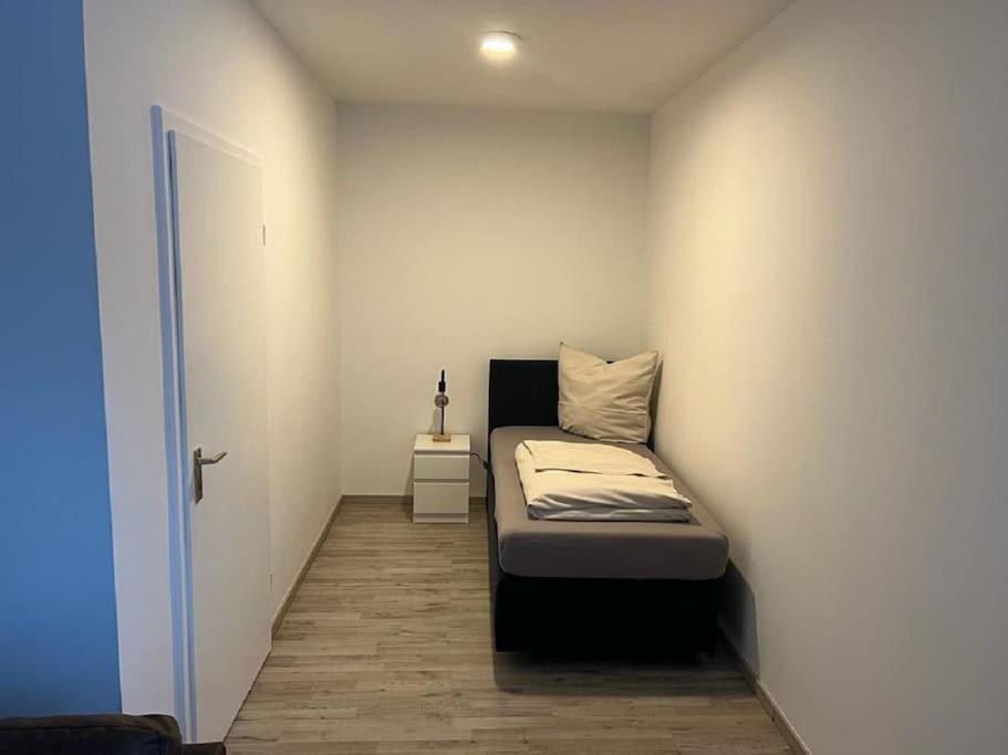 לובקה Eine Modern Renovierte Wohnung Mit Balkonterrasse. מראה חיצוני תמונה