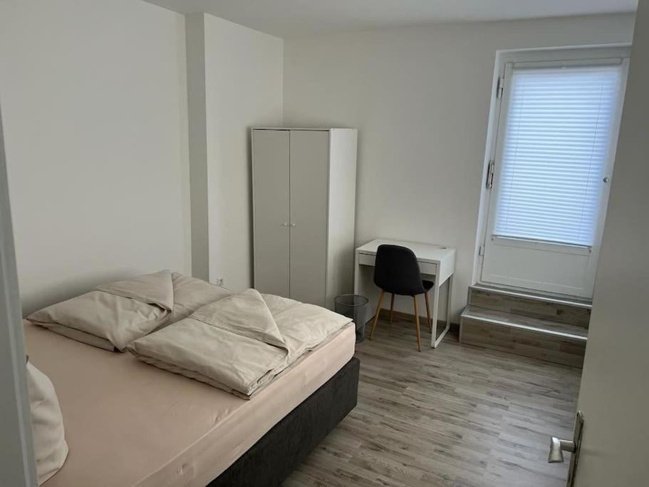 לובקה Eine Modern Renovierte Wohnung Mit Balkonterrasse. מראה חיצוני תמונה